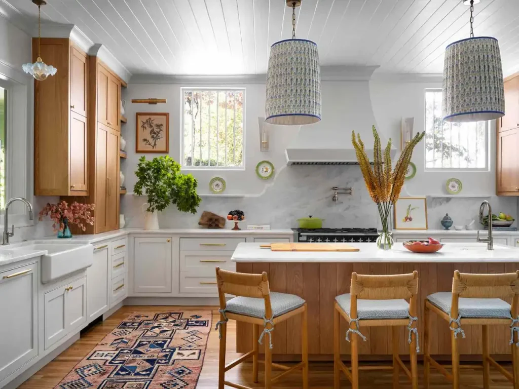 Small kitchen ideas with smart storage and modern space saving layout